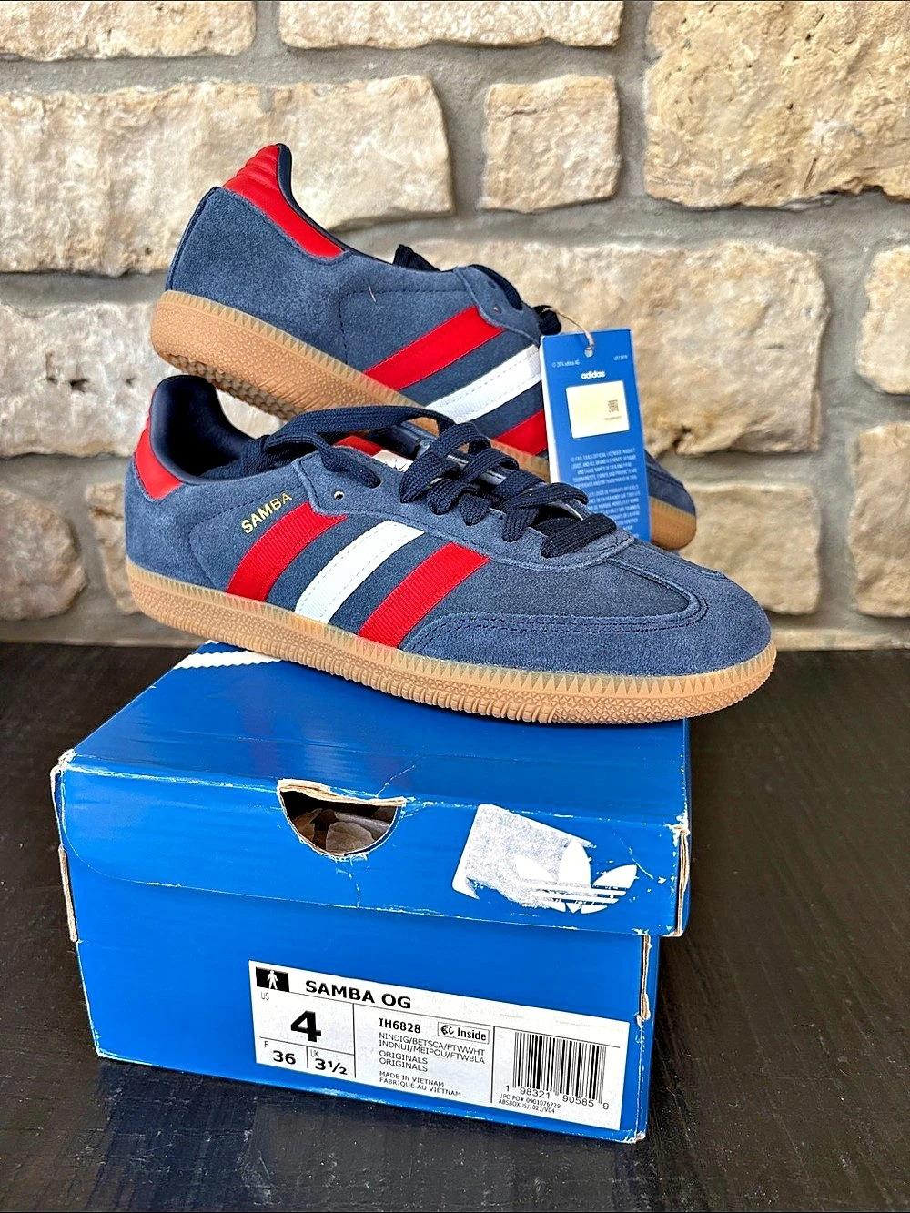 Adidas Fifa Samba OG Color Block Sneakers US 4 NWT